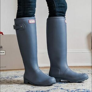 Tall Hunter Rain Boots 🌧